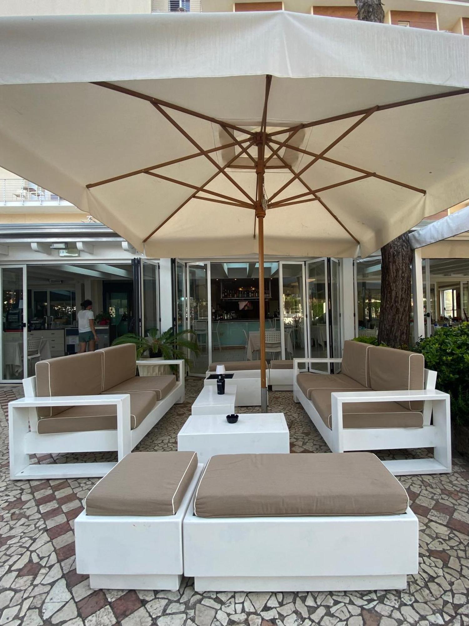 מילאנו מריטימה Hotel Franca מראה חיצוני תמונה