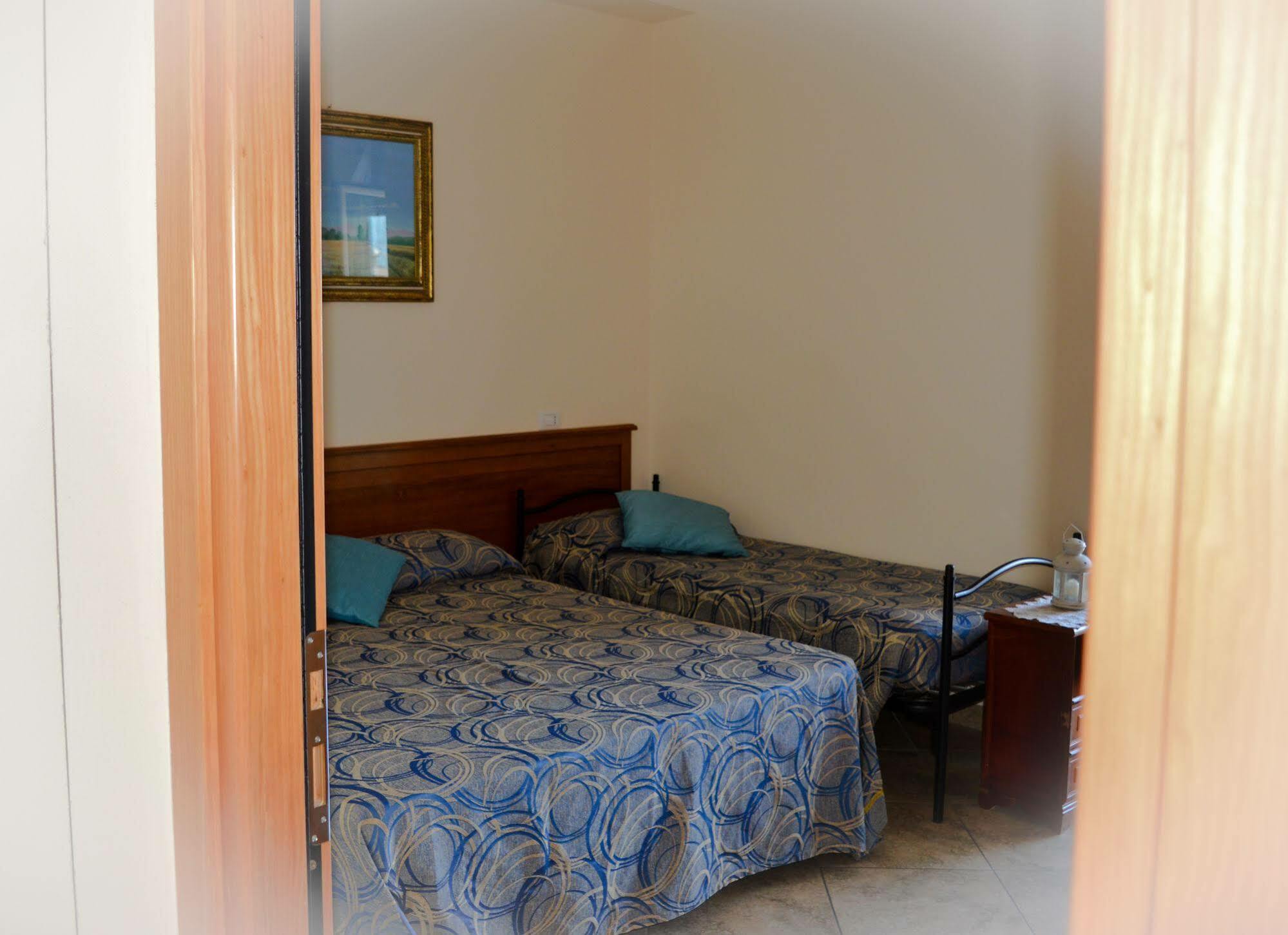 מילאנו מריטימה Hotel Franca מראה חיצוני תמונה